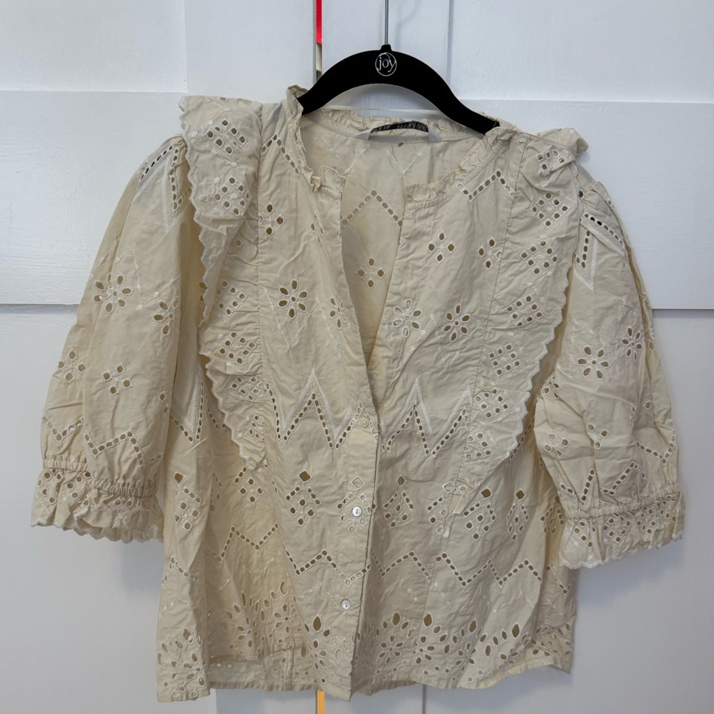 ZARA Cream Eyelet Ruffle Blouse